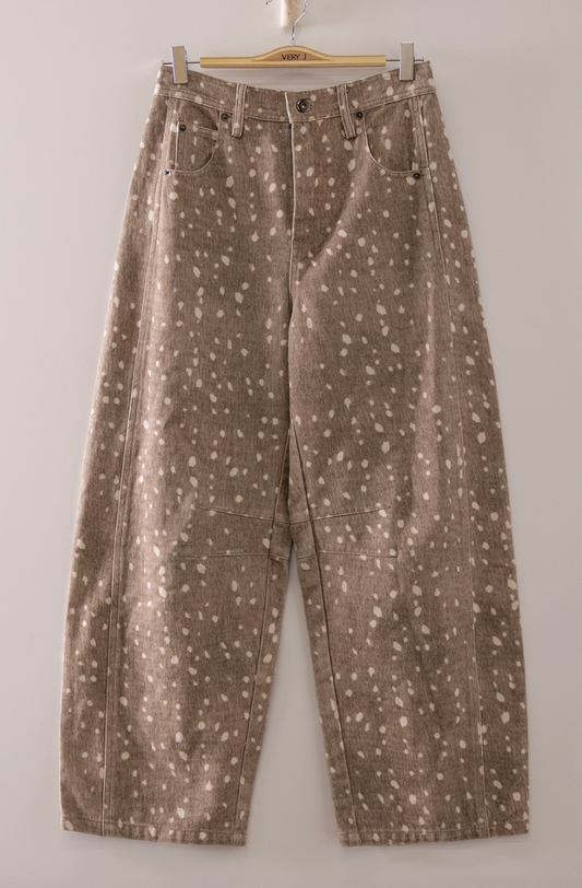 Mocha Bambi Barrel Jean