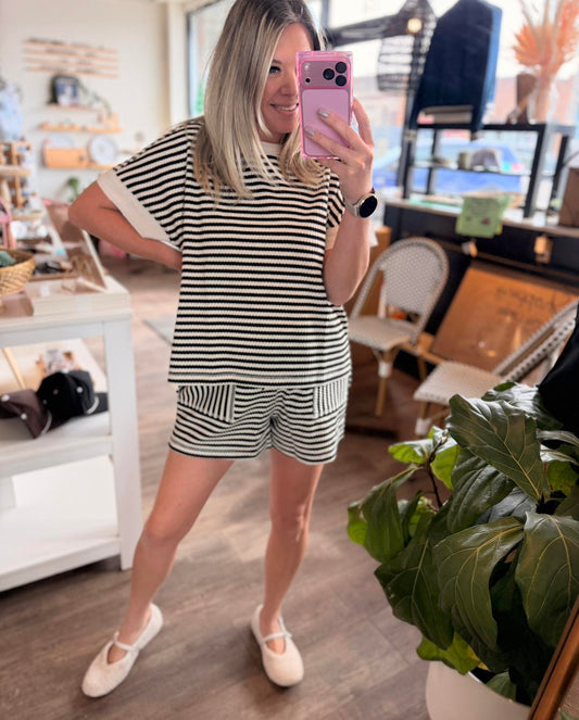 Keeping It Black & White Set