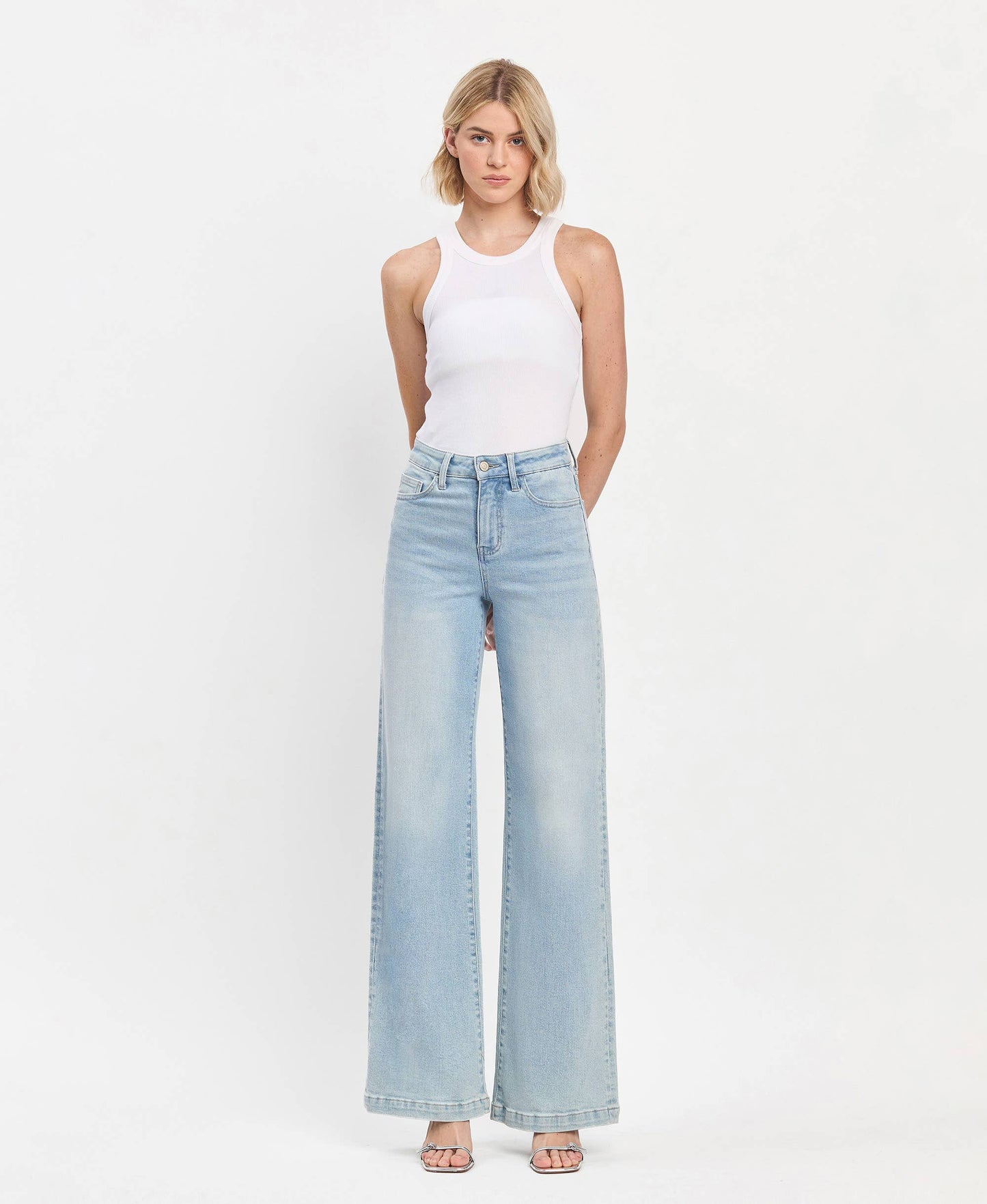 HIGH RISE FULL LENGTH WIDE LEG JEANS V3468