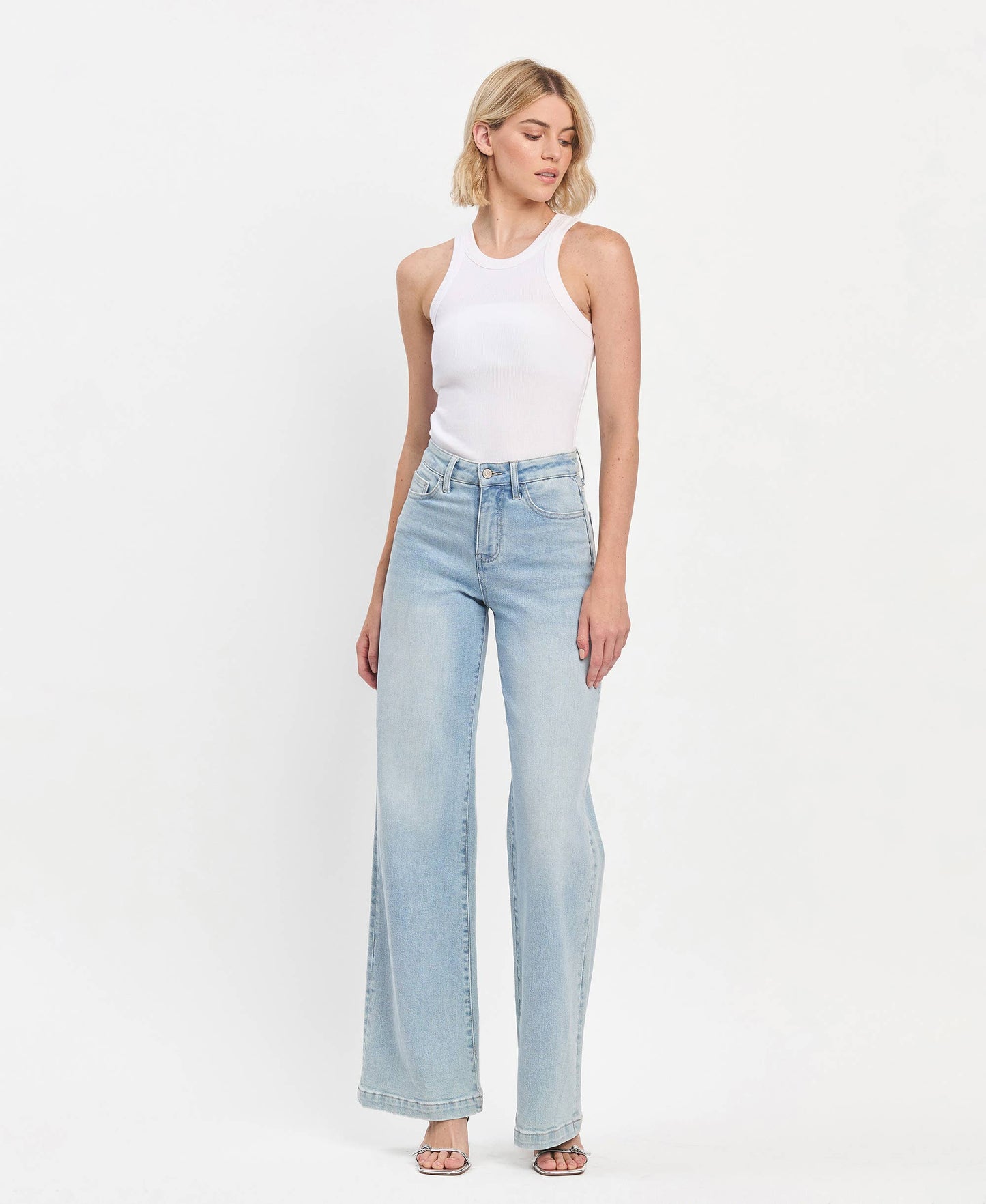 HIGH RISE FULL LENGTH WIDE LEG JEANS V3468