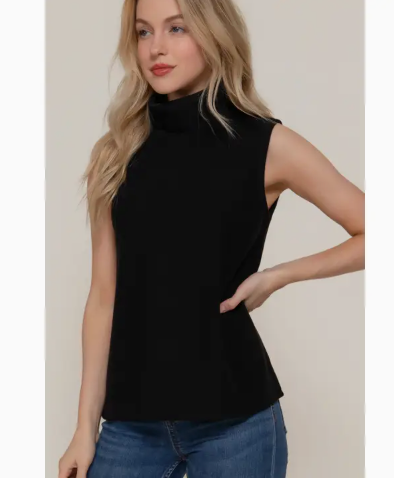 Maise Sleevless Turtleneck