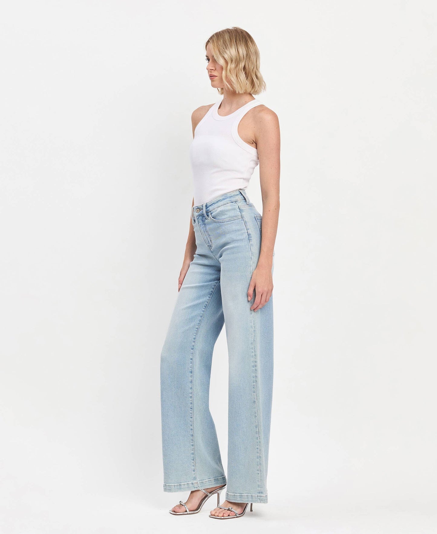 HIGH RISE FULL LENGTH WIDE LEG JEANS V3468