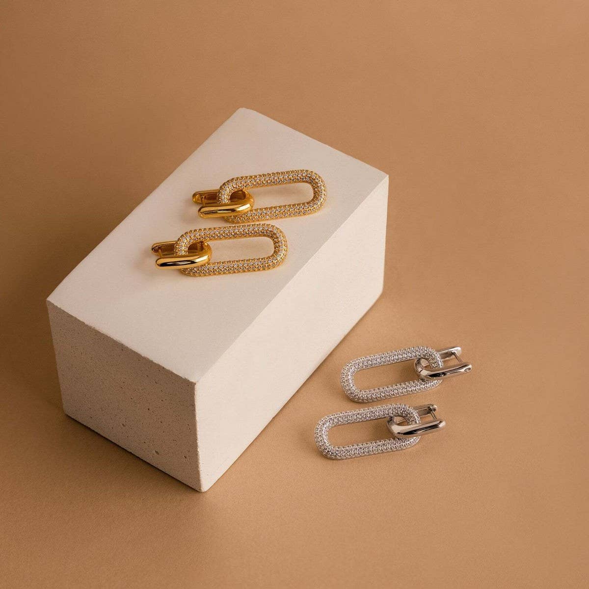 Clipper Earring