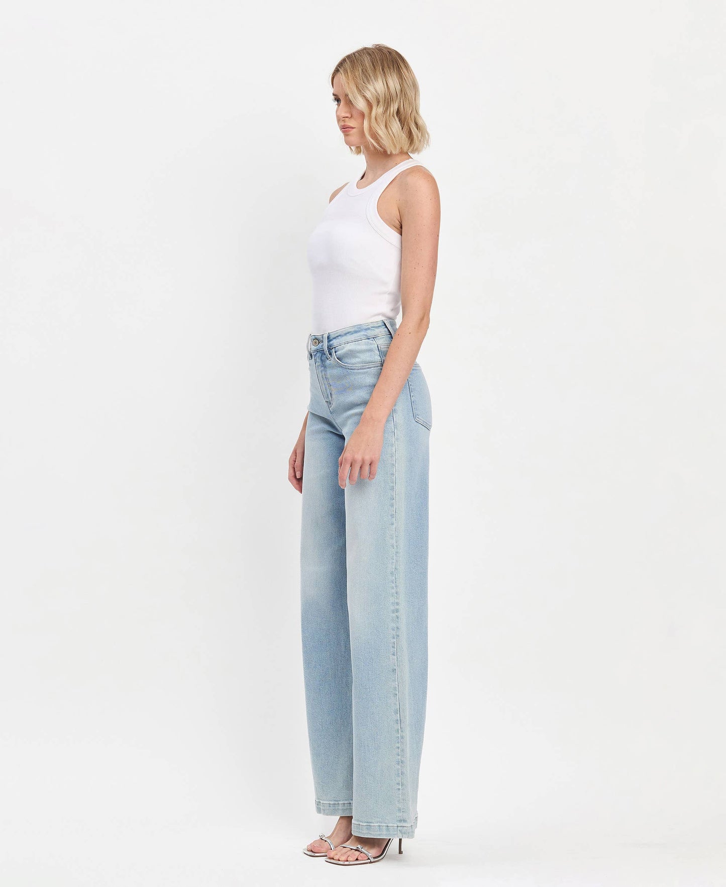 HIGH RISE FULL LENGTH WIDE LEG JEANS V3468